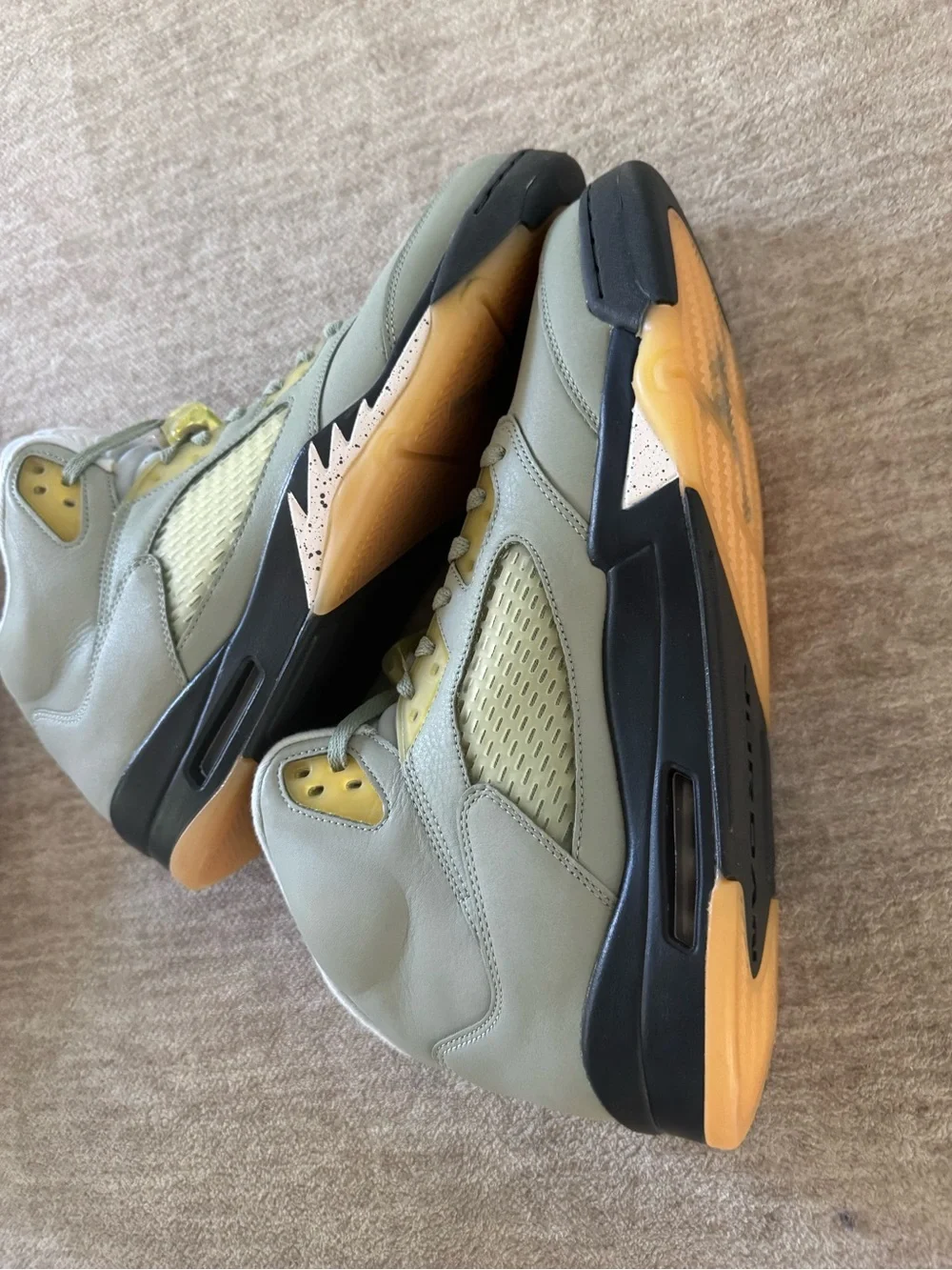 Air Jordan, retro 5’s Sneakers in Light Gray with Yellow Accentst